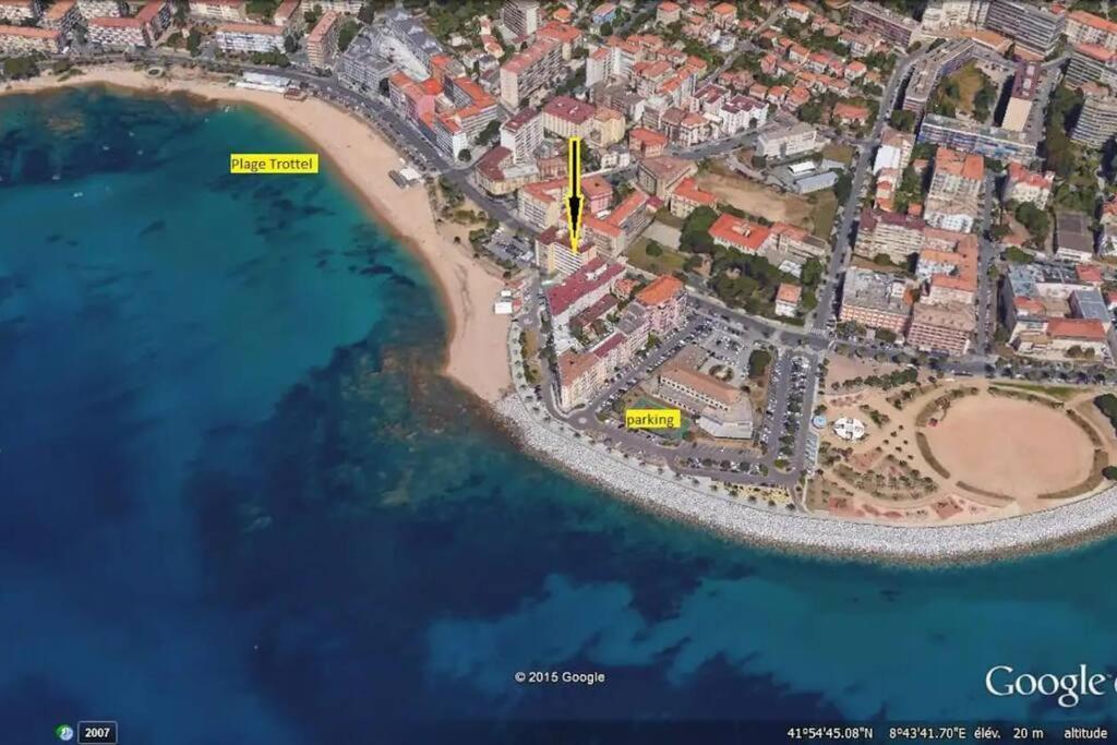 Magnifique F3 Les Pieds Dans L'Eau. Apartamento Ajaccio  Exterior foto